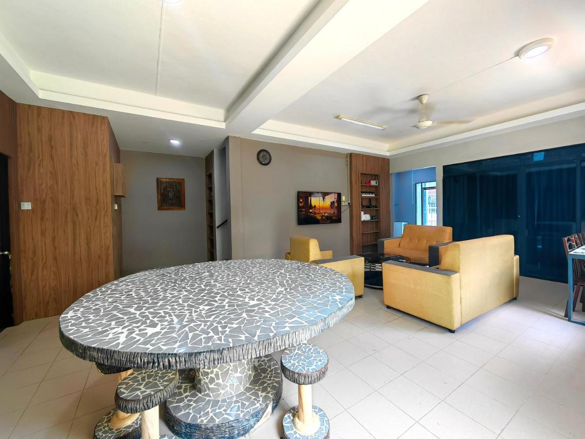 Aaronl Homestay Kota Kinabalu Bagian luar foto